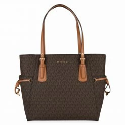 MICHAEL MICHAEL KORS Grained Leather Voyager Tote Bag